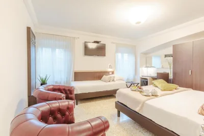 Трёхместный номер — Hotel Hambros - Il Parco in Villa Banchieri